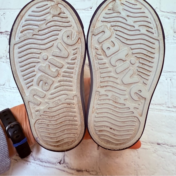 Natives - Picture 6 of 7